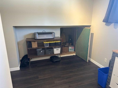 113 Copperpond Row Se, Calgary, AB - Indoor Photo Showing Other Room