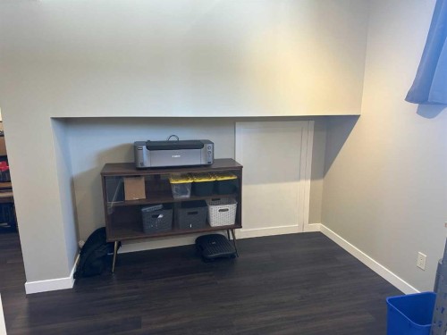 113 Copperpond Row Se, Calgary, AB - Indoor Photo Showing Other Room