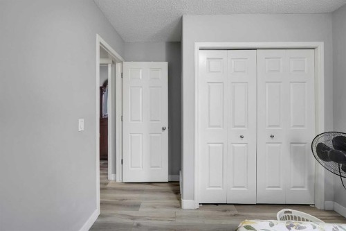 14 Marthas Close Ne, Calgary, AB - Indoor