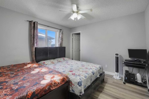 14 Marthas Close Ne, Calgary, AB - Indoor Photo Showing Bedroom