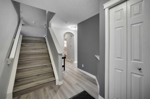 14 Marthas Close Ne, Calgary, AB - Indoor Photo Showing Other Room