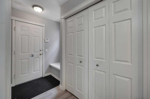 14 Marthas Close Ne, Calgary, AB - Indoor Photo Showing Other Room