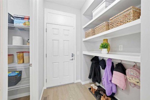 134 Windrow Link Sw, Airdrie, AB - Indoor With Storage