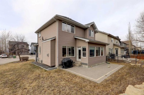 168 Sunset View, Cochrane, AB - Outdoor