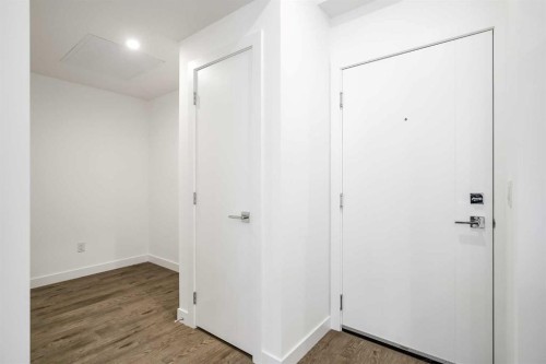 4307-111 Wolf Creek Drive Se, Calgary, AB - Indoor Photo Showing Other Room