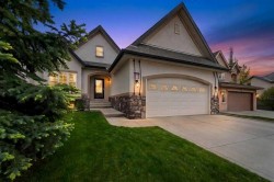 9 Tuscany Glen Way NW Calgary, AB T3L 2V8