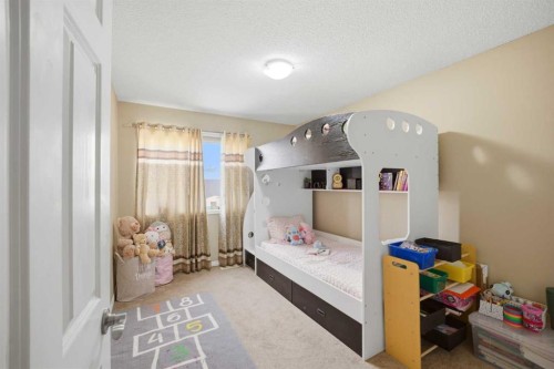 119 Skyview Point Crescent Ne, Calgary, AB - Indoor Photo Showing Bedroom