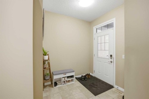 119 Skyview Point Crescent Ne, Calgary, AB - Indoor Photo Showing Other Room