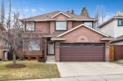 262 Mt Assiniboine Place SE Calgary, AB T2Z 2N5