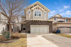 102 Cimarron Vista Crescent  Okotoks, AB T1S 0K2