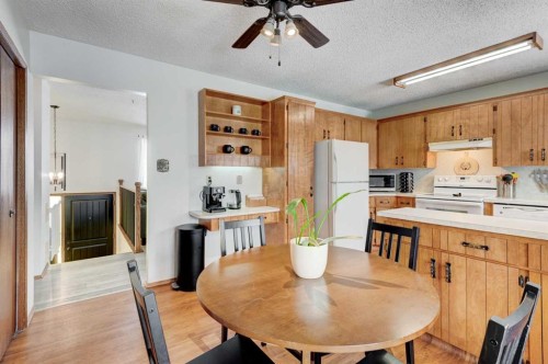 1204 Ranchlands Boulevard Nw, Calgary, AB - Indoor