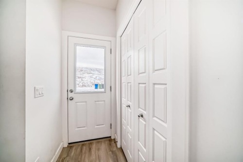 339 Wolf Creek Way Se, Calgary, AB - Indoor Photo Showing Other Room