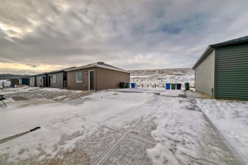 339 Wolf Creek Way Se, Calgary, AB - Outdoor