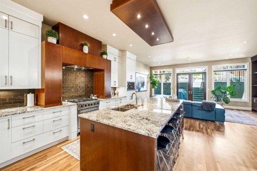 3610 8 Avenue Nw, Calgary, AB - Indoor Photo Showing Kitchen With Double Sink With Upgraded Kitchen