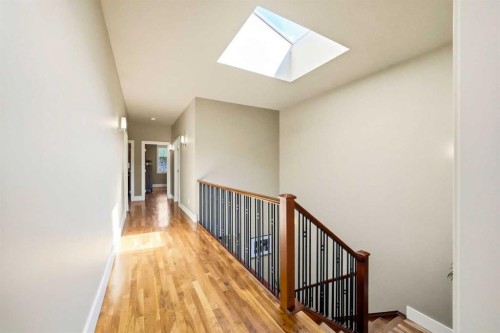 3610 8 Avenue Nw, Calgary, AB - Indoor Photo Showing Other Room