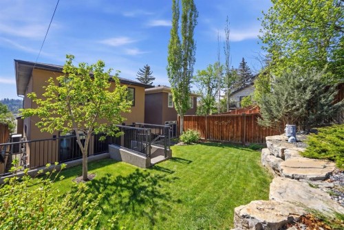 3610 8 Avenue Nw, Calgary, AB - Outdoor