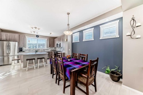 236 Sundown Road, Cochrane, AB - Indoor Photo Showing Dining Room