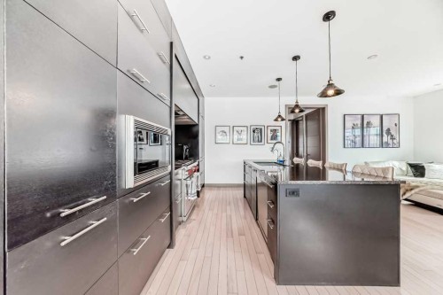 701 Aspen Meadows Hill Sw, Calgary, AB - Indoor