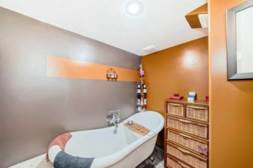 97-6915 Ranchview Drive Nw, Calgary, AB - Indoor Photo Showing Bathroom