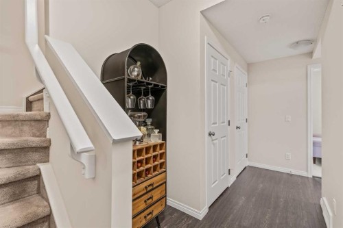 123 Magnolia Square Se, Calgary, AB 