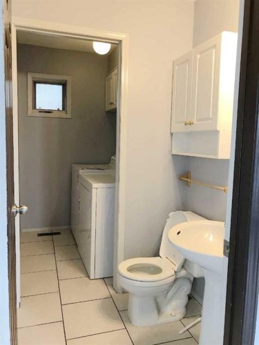 508 78 Avenue Sw, Calgary, AB - Indoor