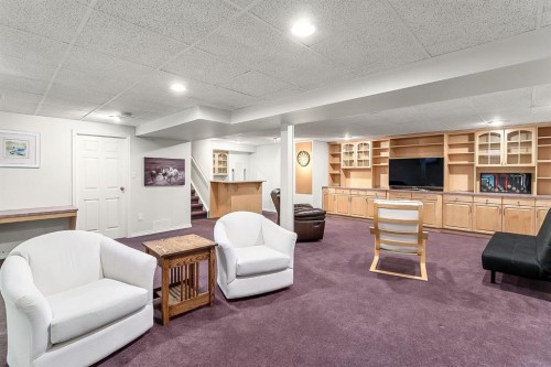 75 Woodacres Crescent Sw, Calgary, AB - Indoor