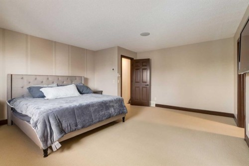 12 Mahogany Heath Se, Calgary, AB - Indoor Photo Showing Bedroom