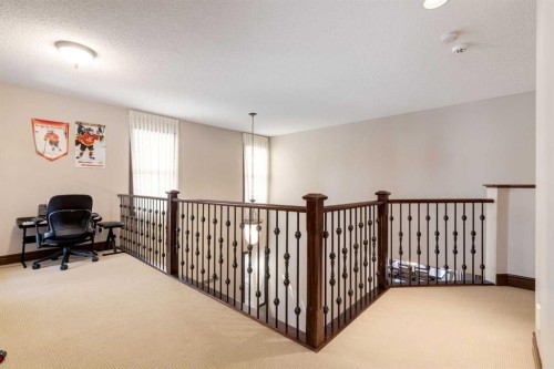 12 Mahogany Heath Se, Calgary, AB - Indoor Photo Showing Other Room