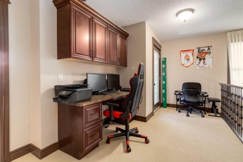 12 Mahogany Heath Se, Calgary, AB - Indoor Photo Showing Office