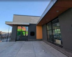 123 Franchise Restaurant NW Calgary, AB T2L 2J8