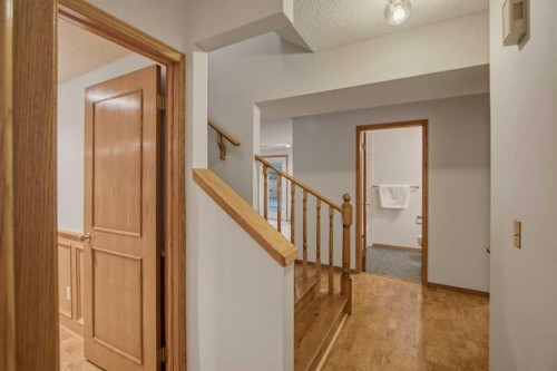 240 Varsity Estates Terrace Nw, Calgary, AB - Indoor Photo Showing Other Room