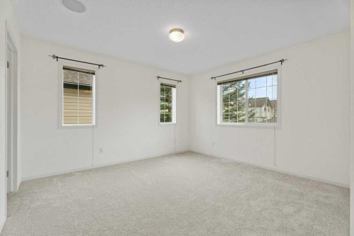 2317 Eversyde Avenue Sw, Calgary, AB - Indoor Photo Showing Other Room