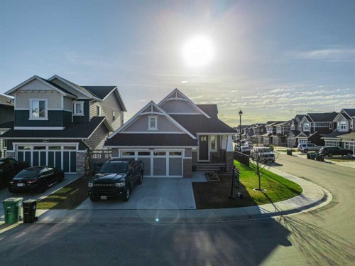 511 Kingsmere Way Se, Airdrie, AB - Outdoor With Facade