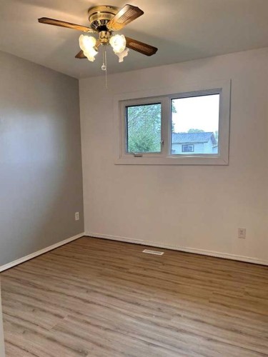 1614 3 Avenue, Wainwright, AB 