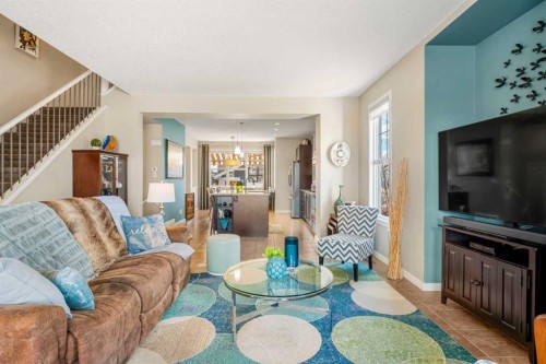 6 Chaparral Valley Square Se, Calgary, AB - Indoor Photo Showing Living Room