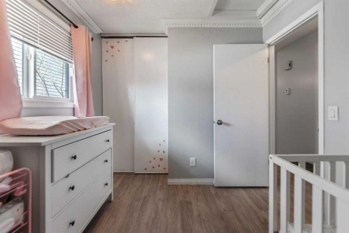 15 Erin Green Way Se, Calgary, AB - Indoor