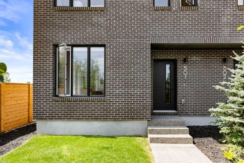 501-8155 8 Avenue Sw, Calgary, AB - Outdoor