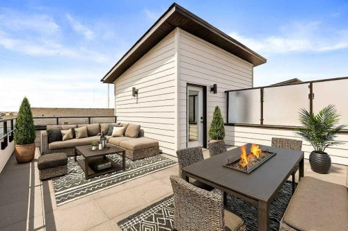 501-8155 8 Avenue Sw, Calgary, AB - Outdoor With Exterior