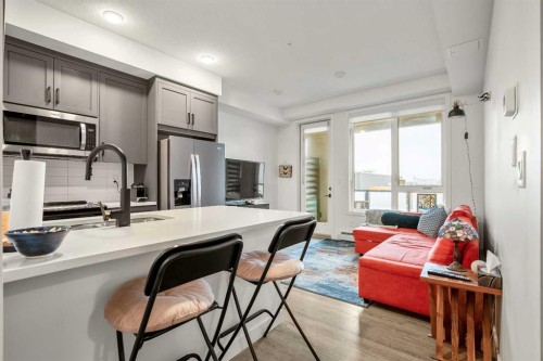 507-3932 University Avenue Nw, Calgary, AB - Indoor Photo Showing Kitchen With Stainless Steel Kitchen