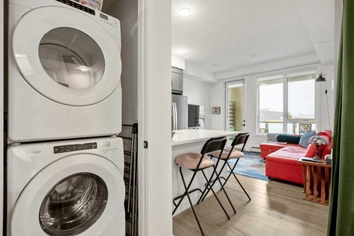 507-3932 University Avenue Nw, Calgary, AB - Indoor Photo Showing Laundry Room