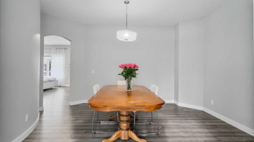 39 Mt Douglas Point Se, Calgary, AB - Indoor Photo Showing Dining Room