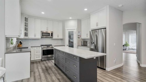 39 Mt Douglas Point Se, Calgary, AB - Indoor Photo Showing Kitchen With Stainless Steel Kitchen With Upgraded Kitchen