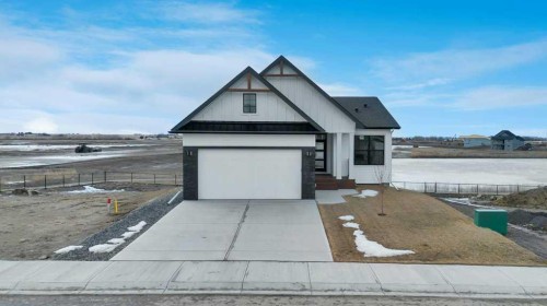 163 Lakewood Circle, Strathmore, AB - Outdoor