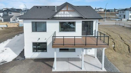 163 Lakewood Circle, Strathmore, AB - Outdoor