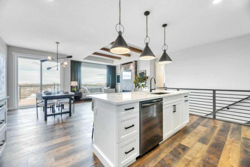 163 Lakewood Circle, Strathmore, AB - Indoor Photo Showing Kitchen With Upgraded Kitchen