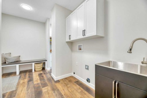 163 Lakewood Circle, Strathmore, AB - Indoor Photo Showing Kitchen