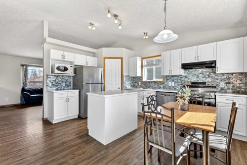 42 Strathford Close, Strathmore, AB - Indoor