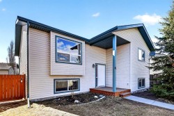 42 Strathford Close Strathmore, AB T1P 1S5