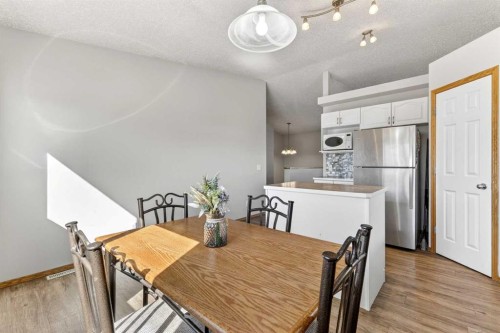 42 Strathford Close, Strathmore, AB - Indoor Photo Showing Dining Room