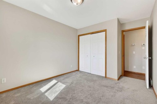 42 Strathford Close, Strathmore, AB - Indoor Photo Showing Other Room